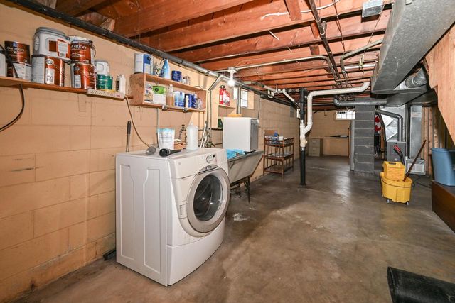 7817 W Mt Vernon AVENUE, Milwaukee, WI 53213