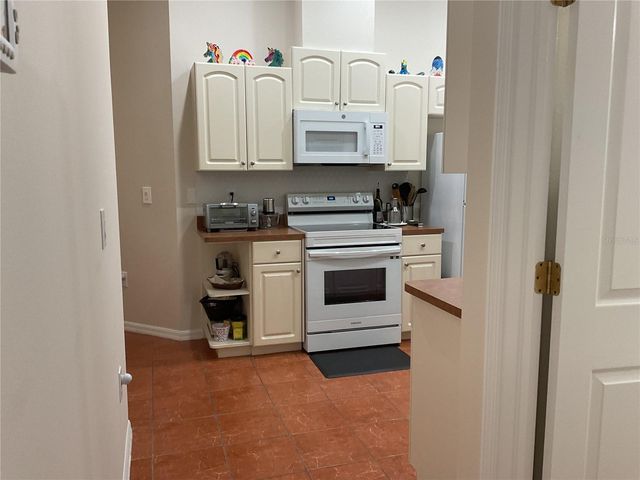 2717 TOTTENHAM DRIVE, New Port Richey, FL 34655