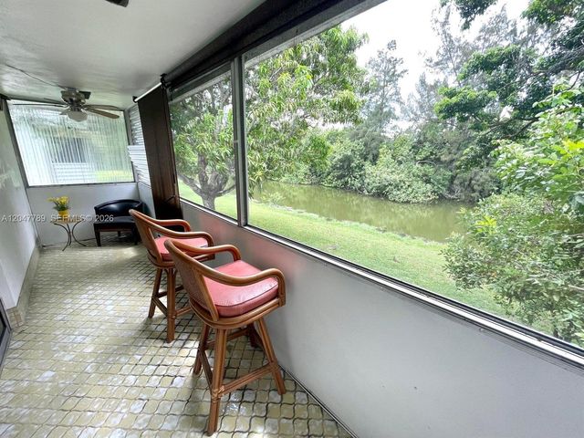 31 WINDSOR B 31, West Palm Beach, FL 33417