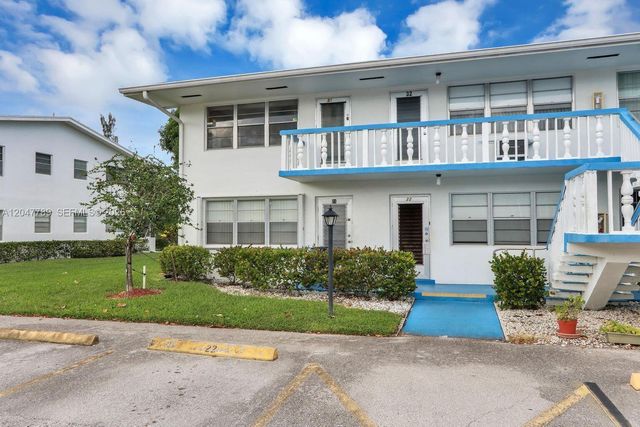 31 WINDSOR B 31, West Palm Beach, FL 33417