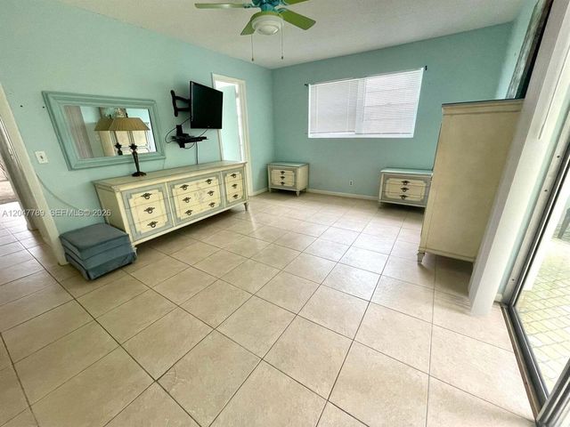 31 WINDSOR B 31, West Palm Beach, FL 33417