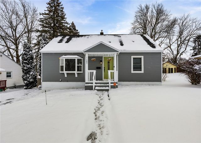 151 Harwick Road, Irondequoit, NY 14609