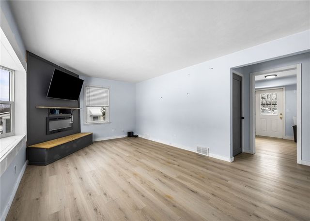 151 Harwick Road, Irondequoit, NY 14609