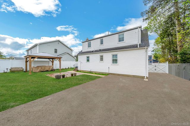 147 Ontario Avenue, Massapequa, NY 11758