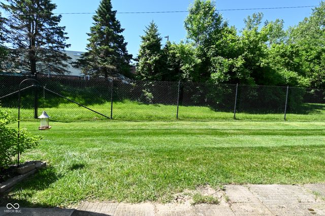 2505 Spring Hill Court, Indianapolis, IN 46268