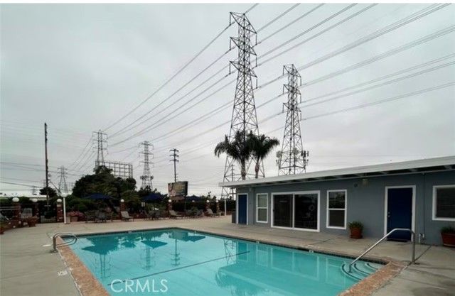 17700 WESTERN Avenue 1, Gardena, CA 90248
