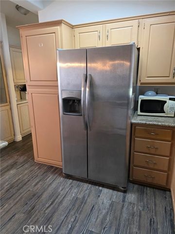 17700 WESTERN Avenue 1, Gardena, CA 90248