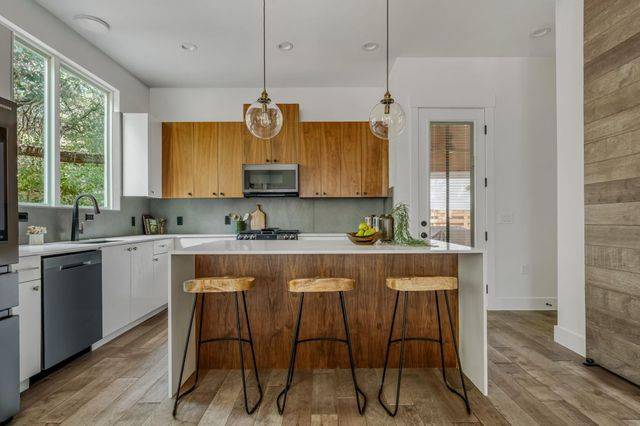 4405 Jinx Ave 1, Austin, TX 78745
