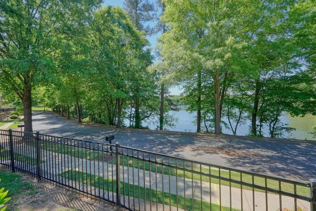934 Marabella Lane, Canton, GA 30115