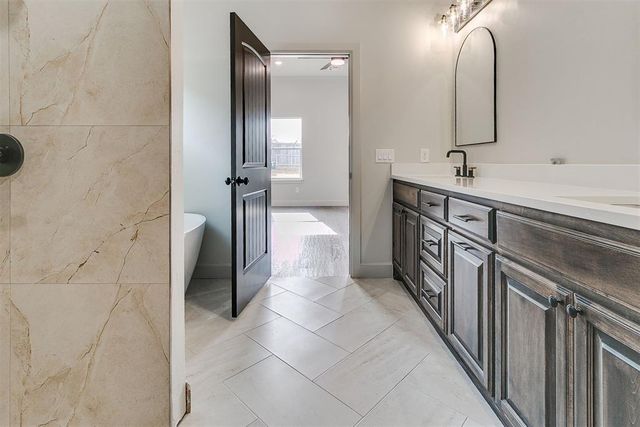 11604 SW 58th Street, Mustang, OK 73064