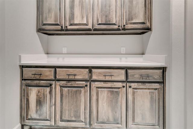 11604 SW 58th Street, Mustang, OK 73064