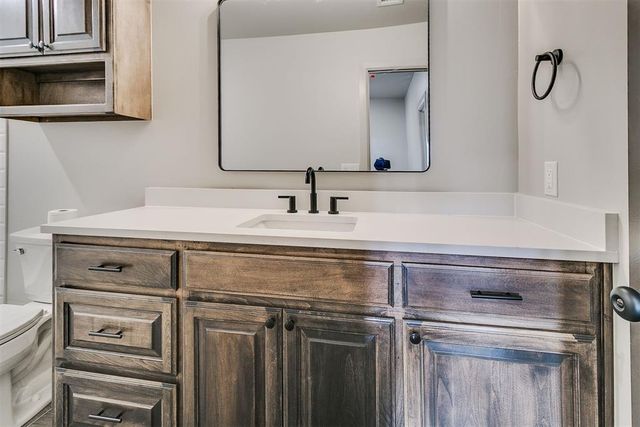 11604 SW 58th Street, Mustang, OK 73064