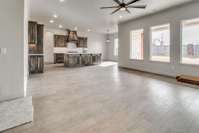 11604 SW 58th Street, Mustang, OK 73064