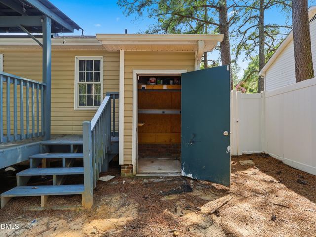1009 Amber Acres Lane, Knightdale, NC 27545