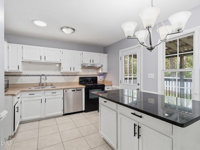 1009 Amber Acres Lane, Knightdale, NC 27545