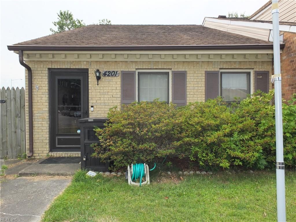 4201 Macarthur RD, Virginia Beach, VA 23453