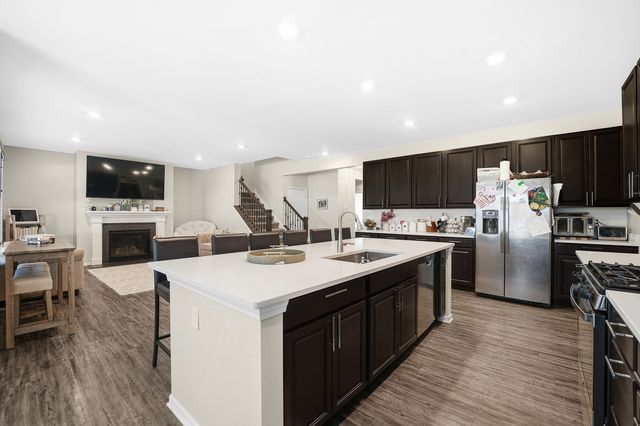 1032 Blazing Star Street, South Elgin, IL 60177