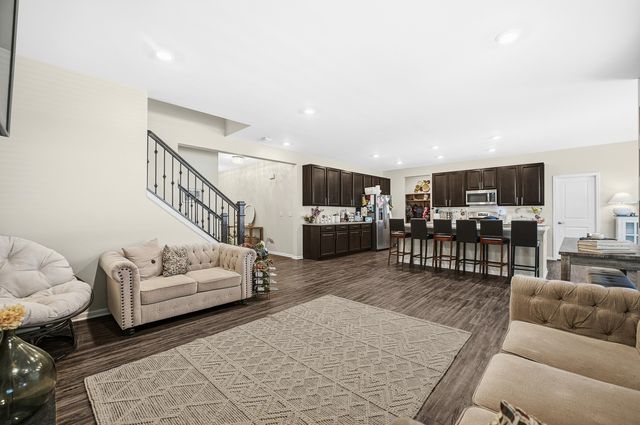 1032 Blazing Star Street, South Elgin, IL 60177