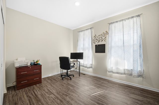 1032 Blazing Star Street, South Elgin, IL 60177