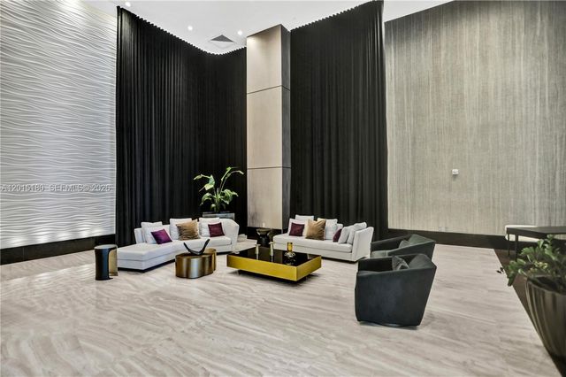 950 Brickell Bay Dr 4610, Miami, FL 33131