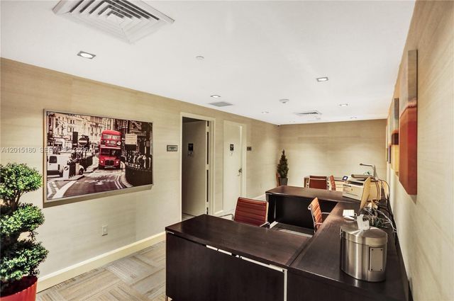 950 Brickell Bay Dr 4610, Miami, FL 33131