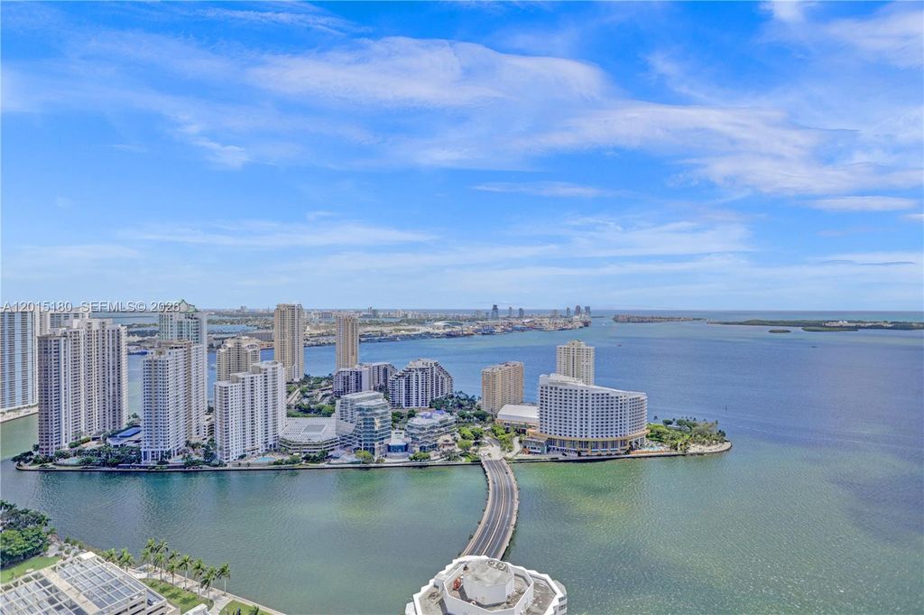 950 Brickell Bay Dr 4610, Miami, FL 33131