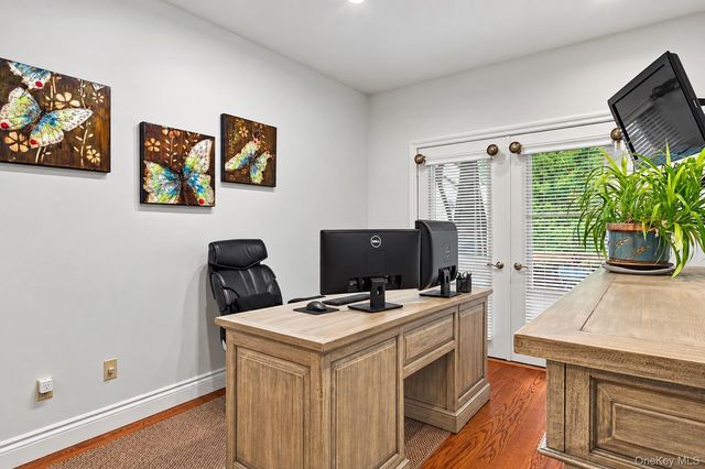 23 Willow Ridge Drive, Smithtown, NY 11787