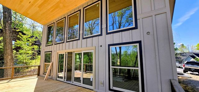 879 Summit Way, Blairsville, GA 30512