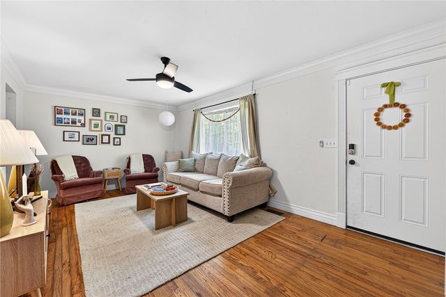 2452 Valley Drive, Fayetteville, AR 72703