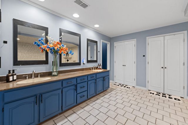 225 SW Alsbury Boulevard, Burleson, TX 76028