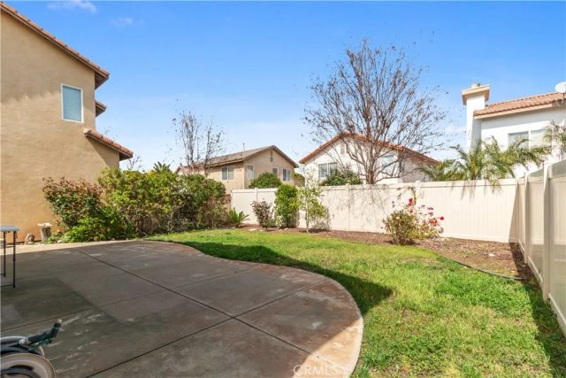255 Roxanne Lane, Corona, CA 92882