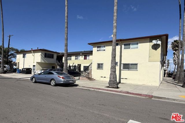 8317 S Western Avenue, Los Angeles, CA 90047