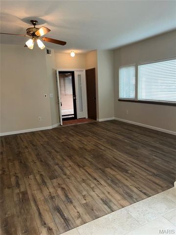 1401 Hemingway Lane H, Weldon Spring, MO 63304