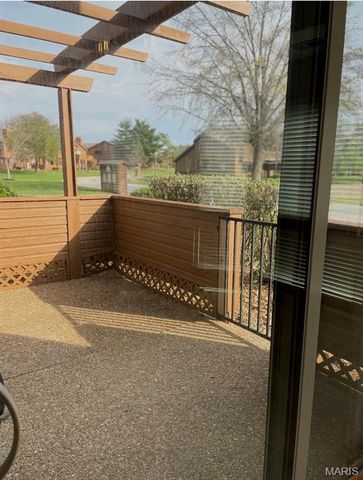 1401 Hemingway Lane H, Weldon Spring, MO 63304