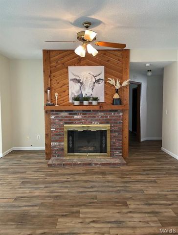 1401 Hemingway Lane H, Weldon Spring, MO 63304