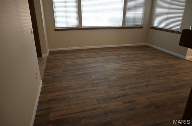 1401 Hemingway Lane H, Weldon Spring, MO 63304