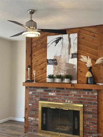 1401 Hemingway Lane H, Weldon Spring, MO 63304