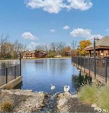 1401 Hemingway Lane H, Weldon Spring, MO 63304