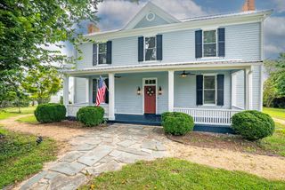260 N Main St, Amherst, VA 24521