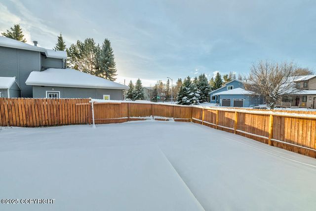 2356 Leander Circle, Anchorage, AK 99515