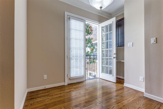 5305 Egbert Street C, Houston, TX 77007