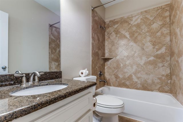 5305 Egbert Street C, Houston, TX 77007