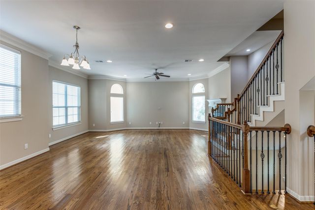 5305 Egbert Street C, Houston, TX 77007