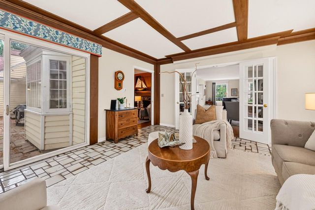 7307 N Bridge LANE, Fox Point, WI 53217