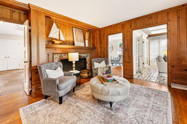 7307 N Bridge LANE, Fox Point, WI 53217