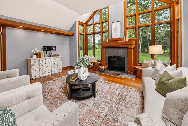 7307 N Bridge LANE, Fox Point, WI 53217