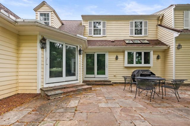 7307 N Bridge LANE, Fox Point, WI 53217