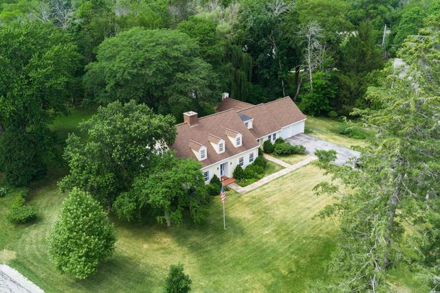 7307 N Bridge LANE, Fox Point, WI 53217