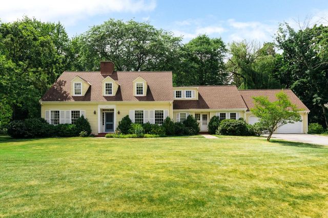 7307 N Bridge LANE, Fox Point, WI 53217
