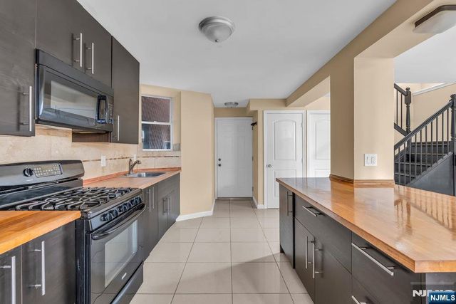 183 Thorne Street, Jersey City, NJ 07307